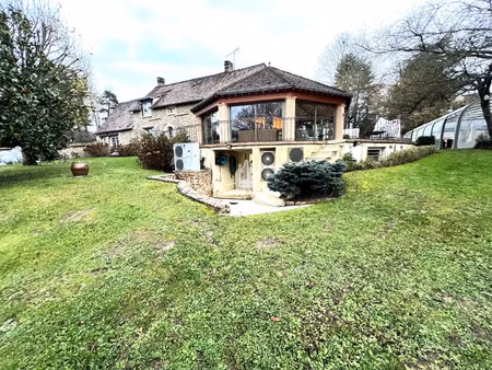 vente divers 10 pièces 311 m² douains (27120)