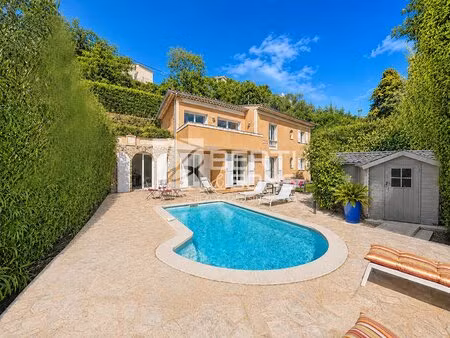 belle maison provencale - apercu mer