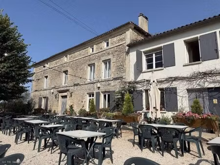 propriété de caractère avec fort potentiel touristique et