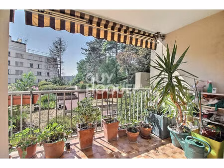 appartement 4 pièces de 94 m² en rez-de-jardin