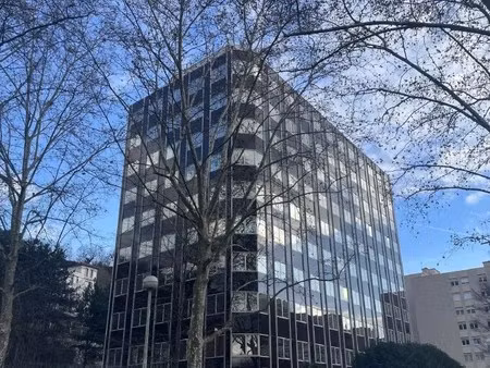 location bureaux 269 m²