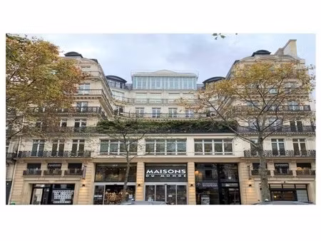 location bureaux 642 m² à 1 402 m²