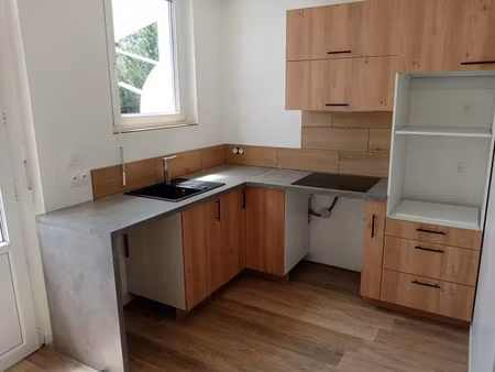 location appartement 2 pièces 40 m² à vitry-le-françois (51300)