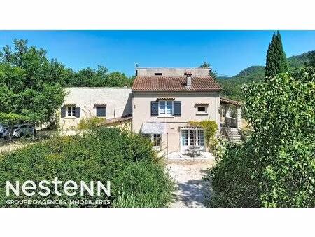 maison mazaugues 5 pièces avec piscine