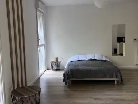 location appartement 1 pièce 33 m² à saint-herblain (44800)
