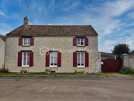 vente maison 5 pièces 151 m² à arville (77890)  175 000 €