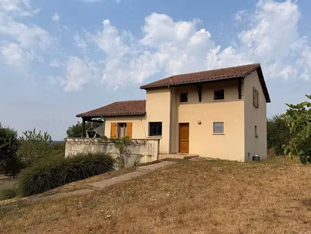 vente maison 5 pièces 145 m² à figeac (46100)  231 000 €