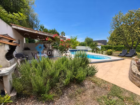 villa 4pièce(s) 3chambre(s) 100 m² aniane (34150)
