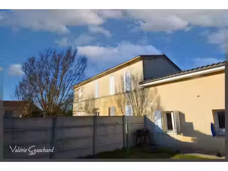 immeuble 3 logements à vendre proche de coutras (33)