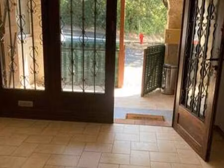 location appartement t1 à draguignan (83300) : à louer t1 / 37m² draguignan