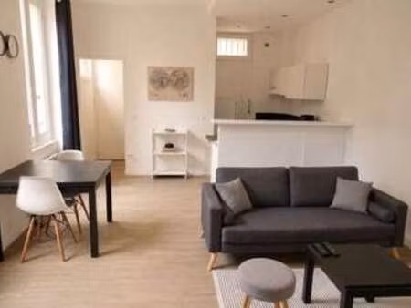 location appartement 2 pièces meublé à levallois-perret (92300) : à louer 2 pièces meublé 