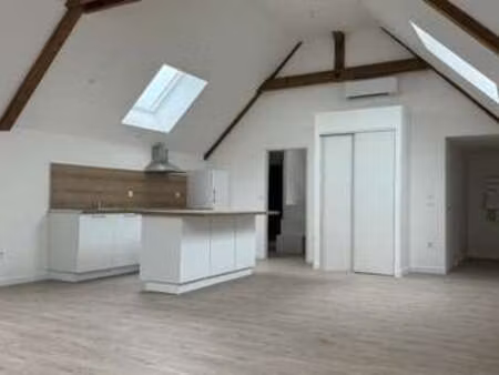 location appartement 3 pièces à belfort (90000) : à louer 3 pièces / 77m² belfort