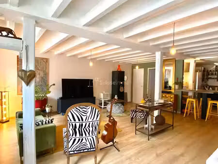 vente maison 5 pièces 146 m² à voray-sur-l'ognon (70190)  230 000 €