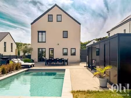 la maison familiale par excellence : 6 chambres  piscine  po