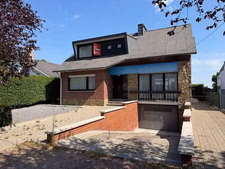 villa 4 façades avec jardin au coeur du parc de fayembois