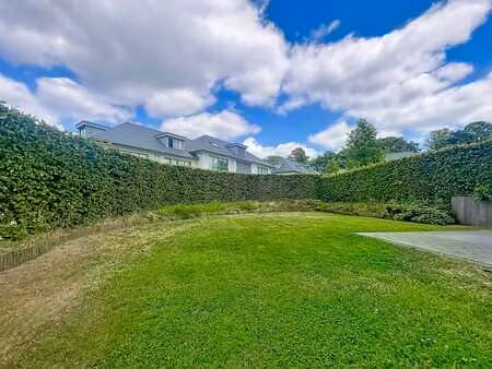superbe maison 3 a 4 chambres avec jardin privatif