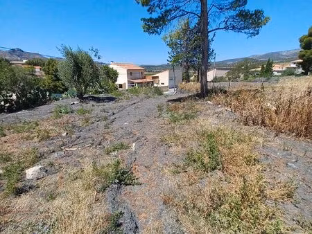parcelle viabilisée de 466m2