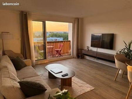 beau t2 meublé de 50m2 - balcon  cave  parking - mâcon