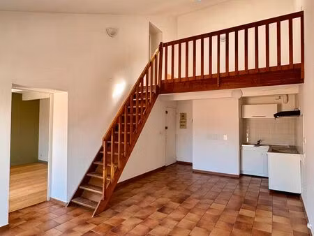 duplex de 57m2  au calme  avec vue dégagée