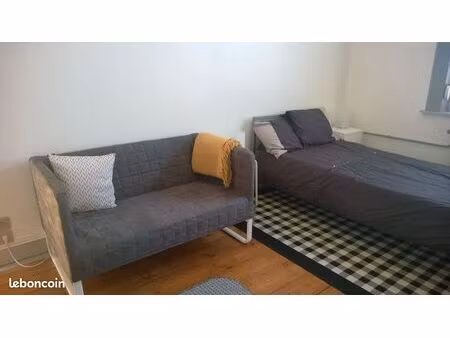 grande chambre meublée pour étudiante