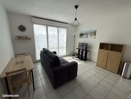 studio meublé