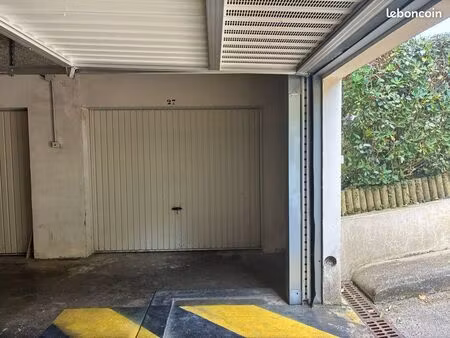 loue garage box hourticq anglet