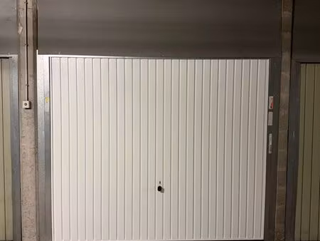 box parking