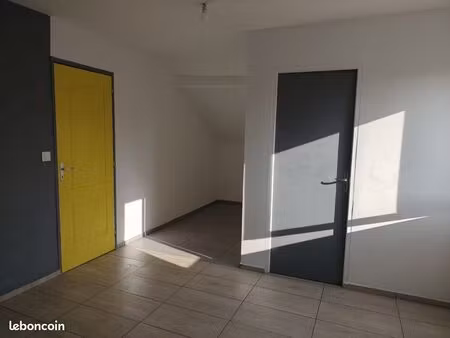 élégant t2 au cœur de lucé