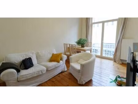 appartement à louer avec 2 chambres   ixelles (vbe52138)