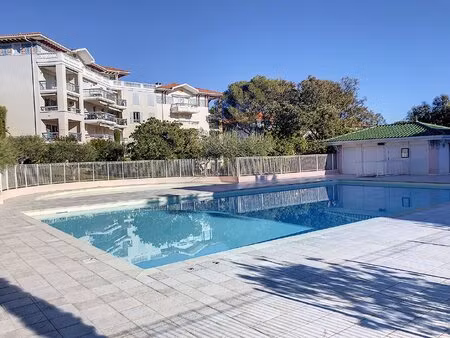 le grand parc appartement saint aygulf centre ville parking piscine