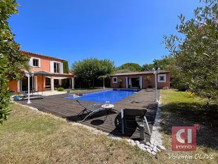 maison neoules 5 pièces 143 m2 - piscine  dépendance  pool house  garage et carport.