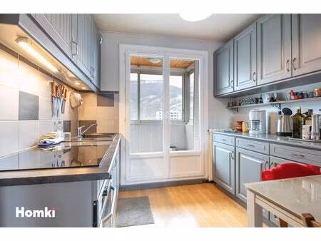 appartement t4 de 60 m² à fontaine 38600  rue des buissonnées