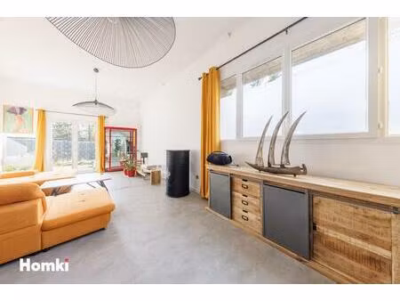 maison de ville t4 de 189 m² à riom 63200