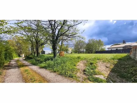 vente terrain 1000 m² à puylaurens (81700)  77 000 €