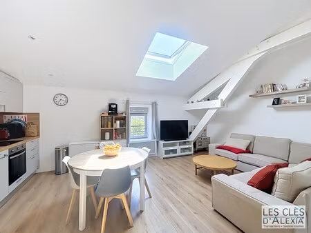 collonges-au-mont-d'or – t3 de 54 49 m² entièrement rénové