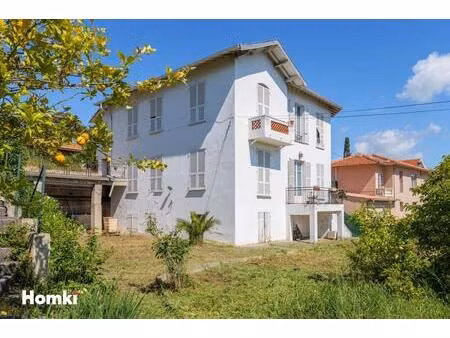 cagnes-sur-mer – propriété de caractère d’environ 300 m² sur terrain de 1346 m² – fort pot