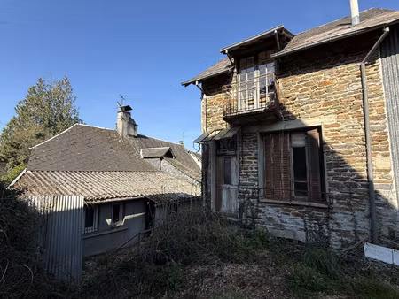 petite maison avec jardin a renover