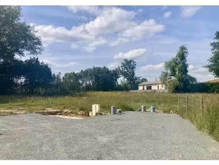 vente terrain 350 m² à le barp (33114)  125 000 €