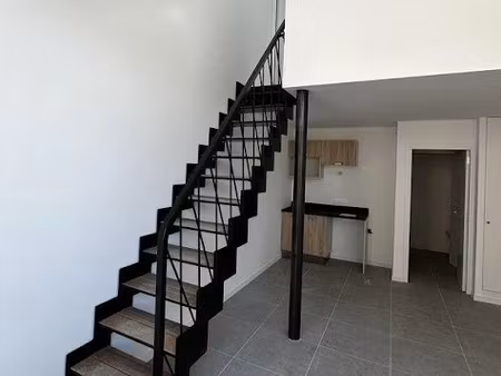 location appartement 2 pièces 55 m² à lille (59000)  750 €