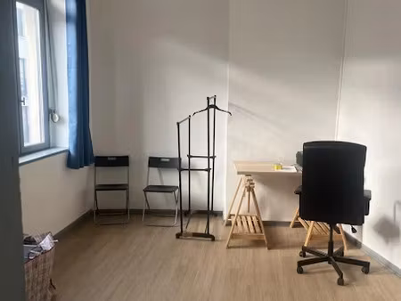 location appartement 2 pièces 30 m² à lille (59000)  700 €