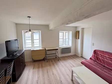 location meublée appartement 1 pièce 25 m² à castres (81100)  385 €