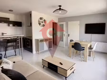 location meublée appartement 2 pièces 49.5 m² à le plessis-pâté (91220)  956 €