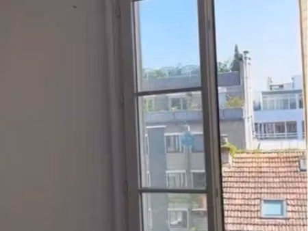 location appartement 2 pièces 30 m² à levallois-perret (92300)  1 000 €