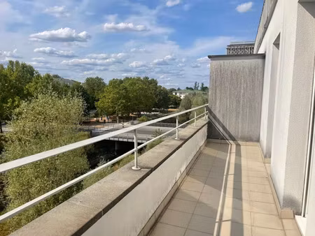 location appartement 3 pièces 69.75 m² à sainte-genevieve-des-bois (91700)  1 060 €