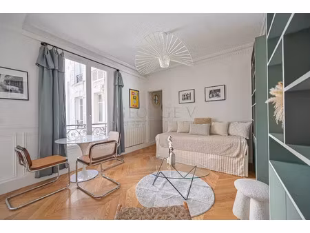 location meublée appartement 2 pièces 30 m² à paris 16ème (75016)  1 500 €