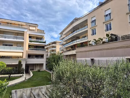 vente appartement 3 pièces 65 m² cagnes-sur-mer (06800)
