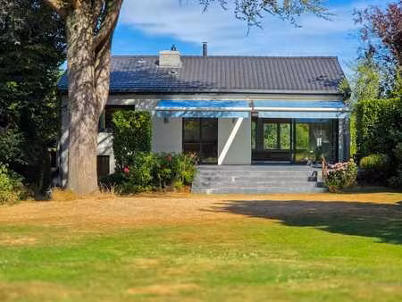villa 4 ch. – 3 pièces d’eau – vues dégagées