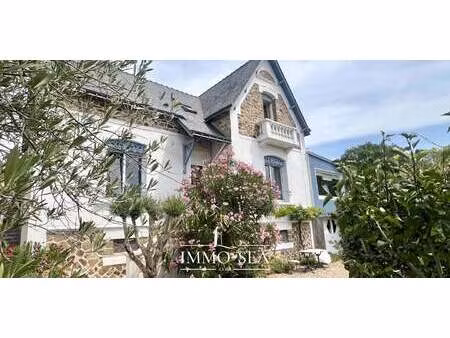 maison avec jardin et terrasse baden (56)