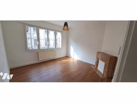 location appartement 3 pièces 61 m² à amiens (80000)  670 €