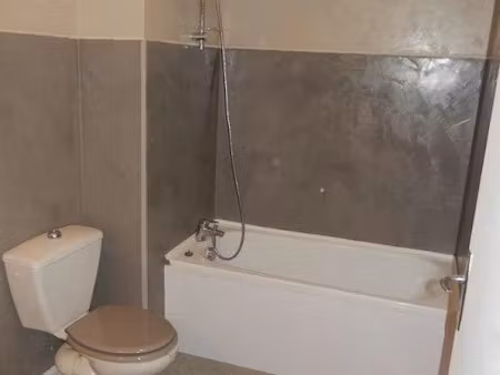 location appartement 2 pièces 36 m² à lille (59000)  650 €